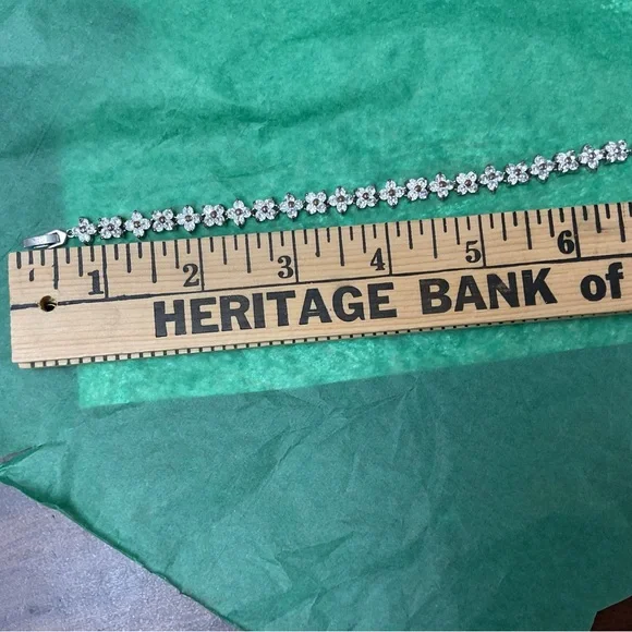 Elegant Silver & Bold Floral Bracelet - Picture 2 of 2